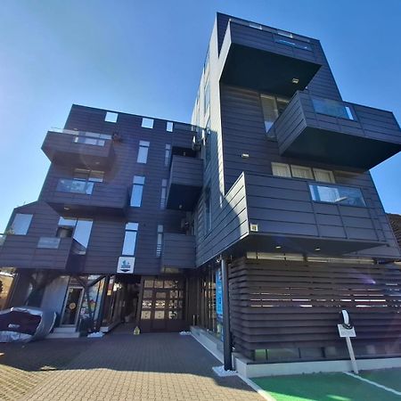 Apartments Steel Residence- Tesla Drive Experience Timișoara Zewnętrze zdjęcie
